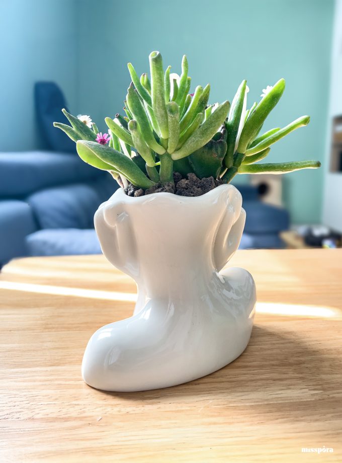 Escultura Viva Reina Espora – Cerámica