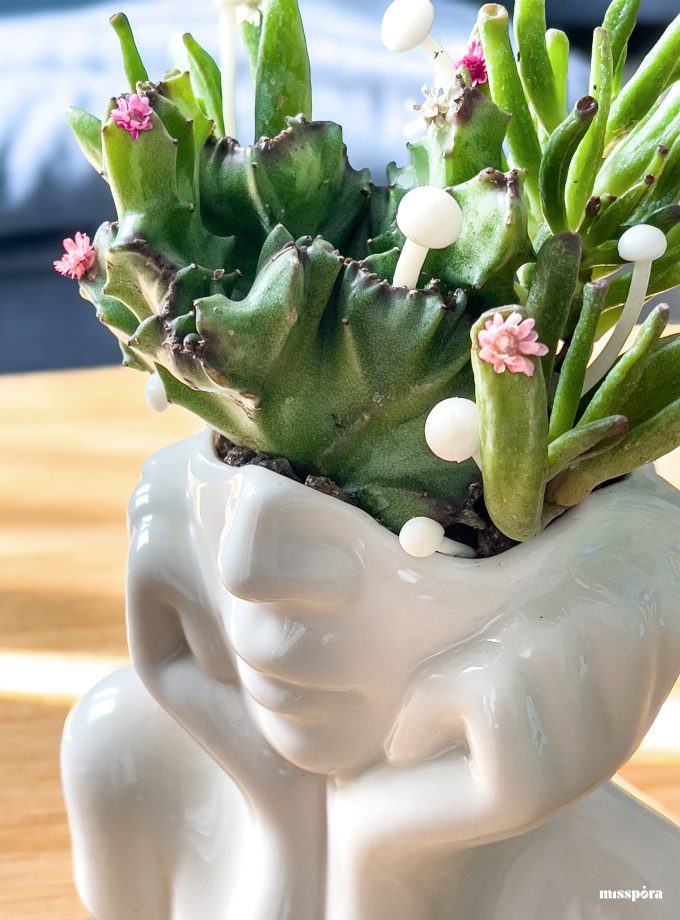 Escultura Viva Reina Espora – Cerámica